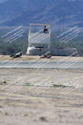 media/Nov-16-2025-Race Pace (Sun) [[8c5fa54630]]/Verified Riders/2-Turn 7 (945am)/